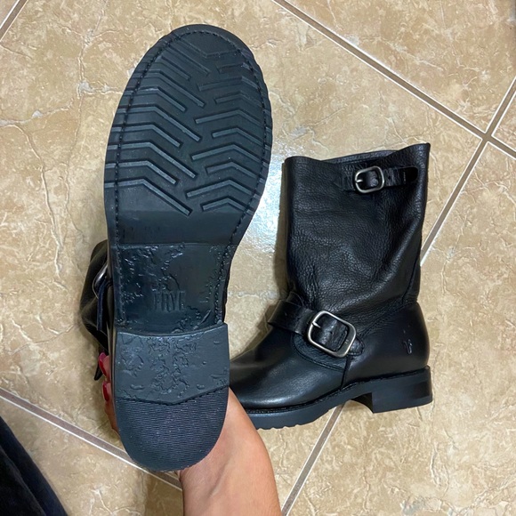 Veronica Frye boots - Picture 2 of 6